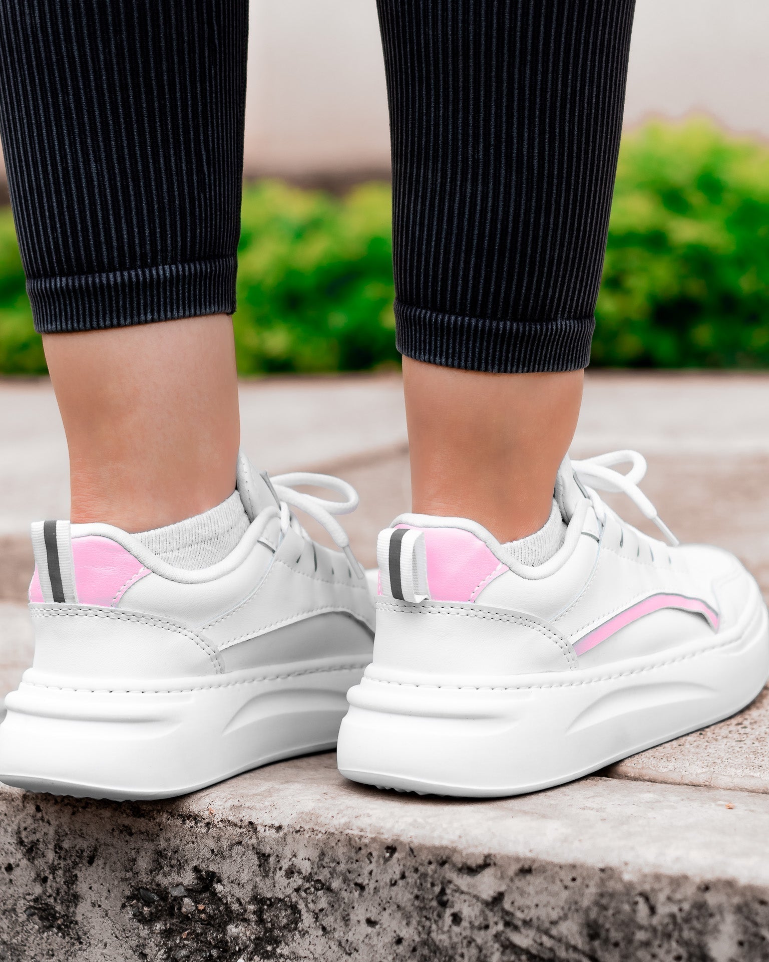 Tenis White Classic mentoria-voe-products-base