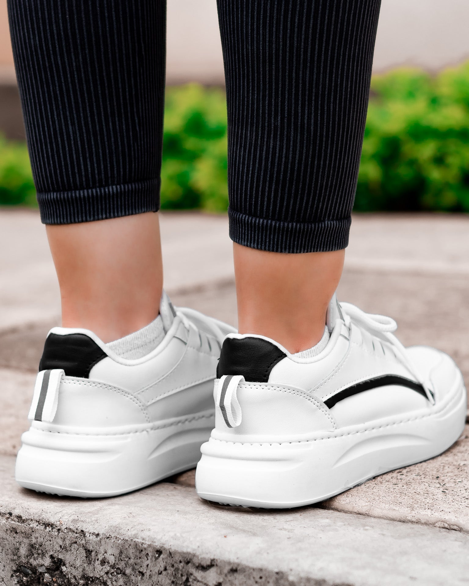 Tenis White Classic mentoria-voe-products-base