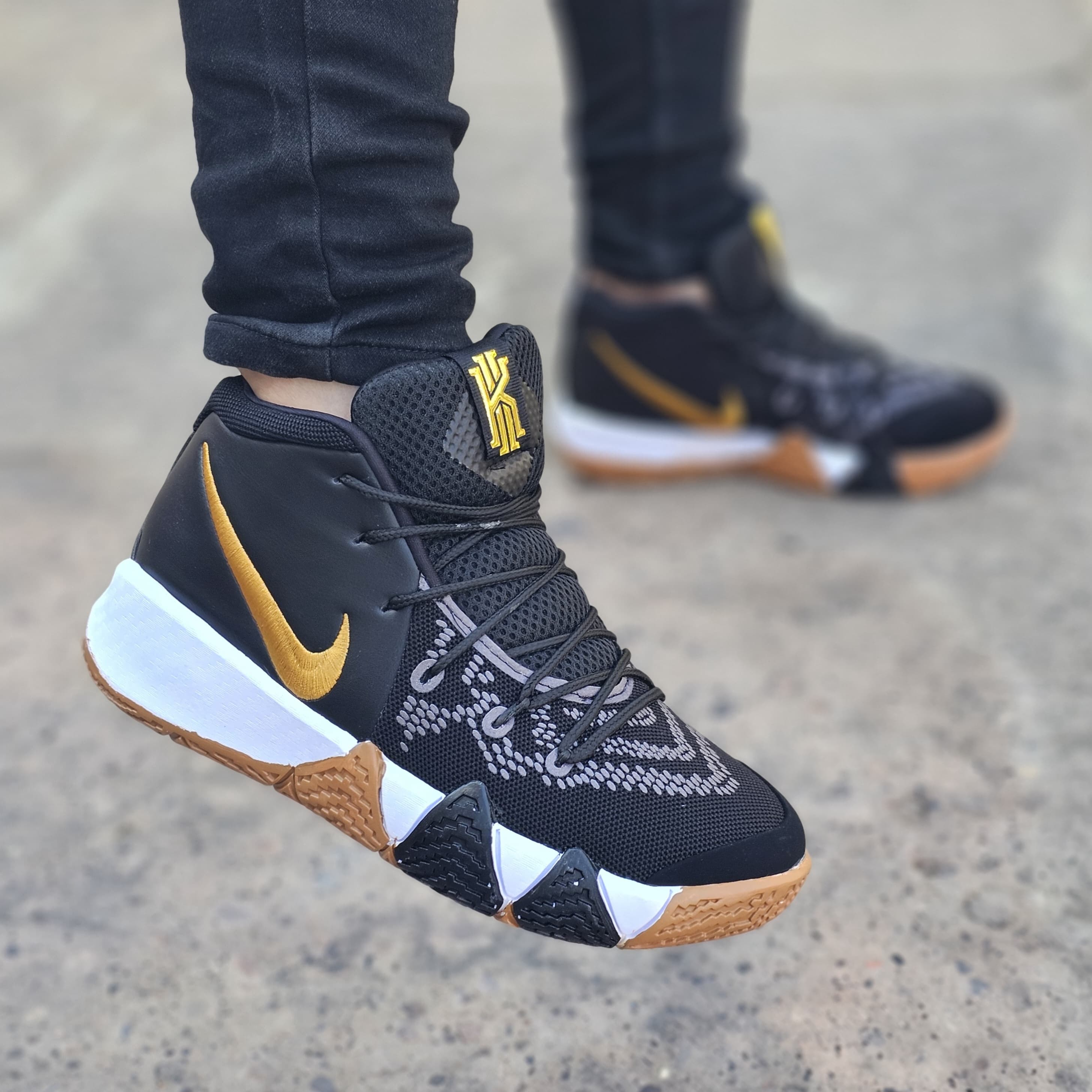 BOTA NIKE + MEDIAS la fabrica shoes