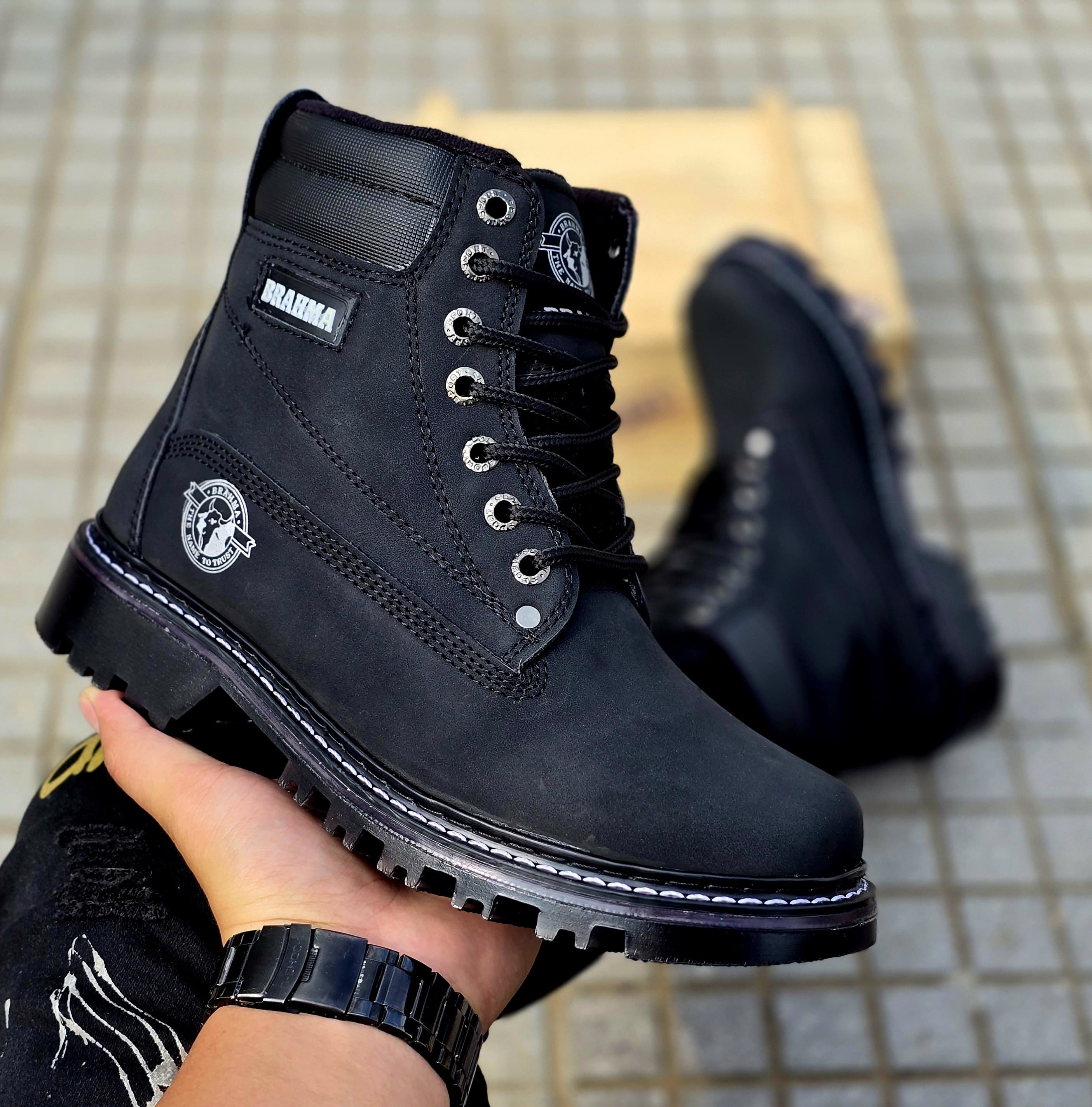 BRAHMA MACHINE la fabrica shoes