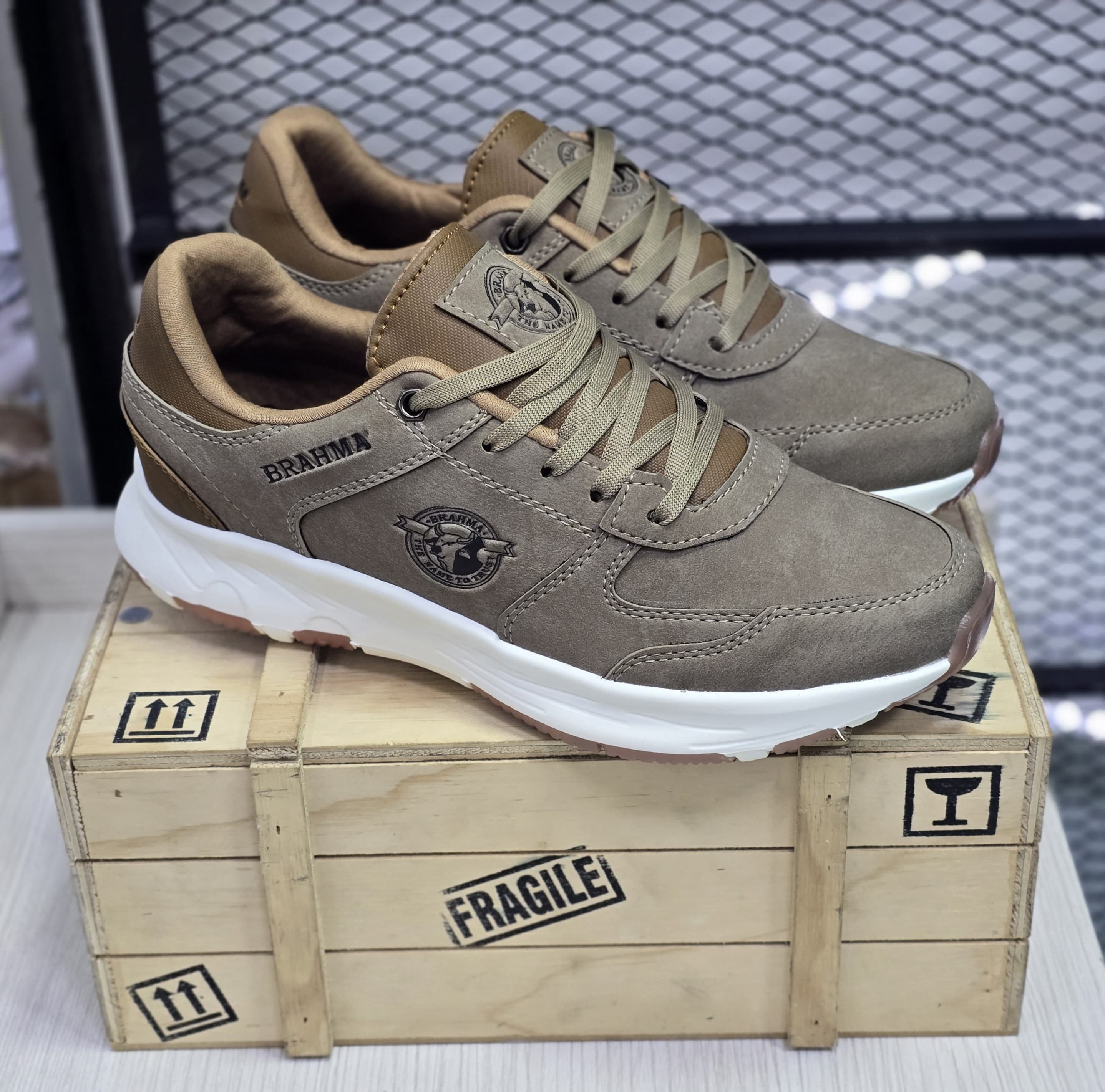 BRAHMA 2.0 CASUAL STYLE la fabrica shoes