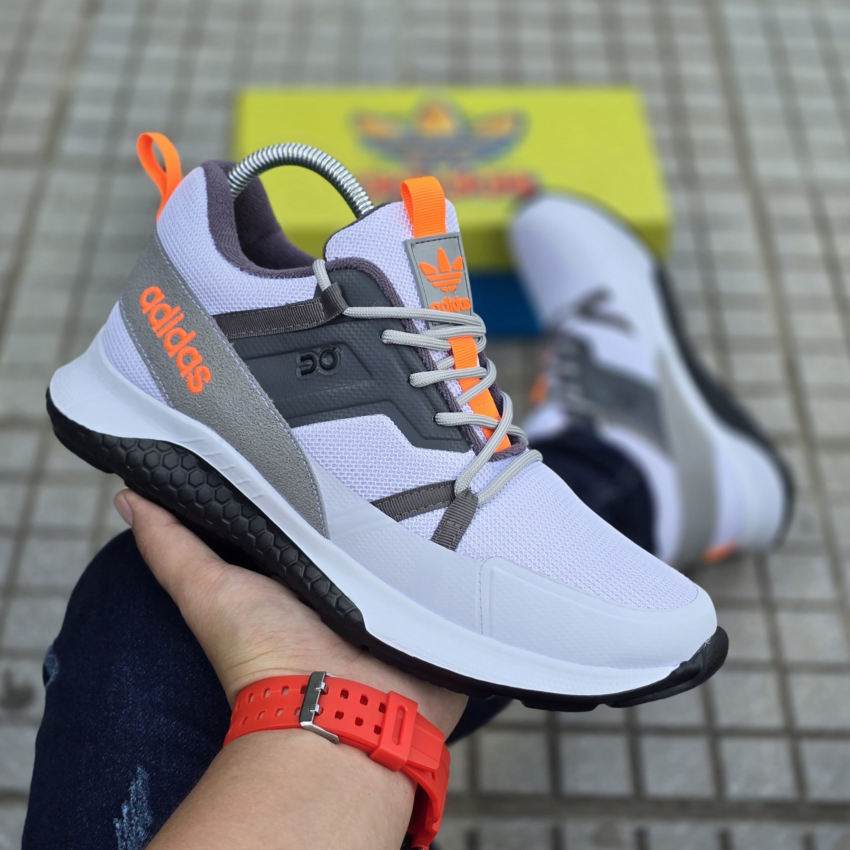 Cloudzone la fabrica shoes