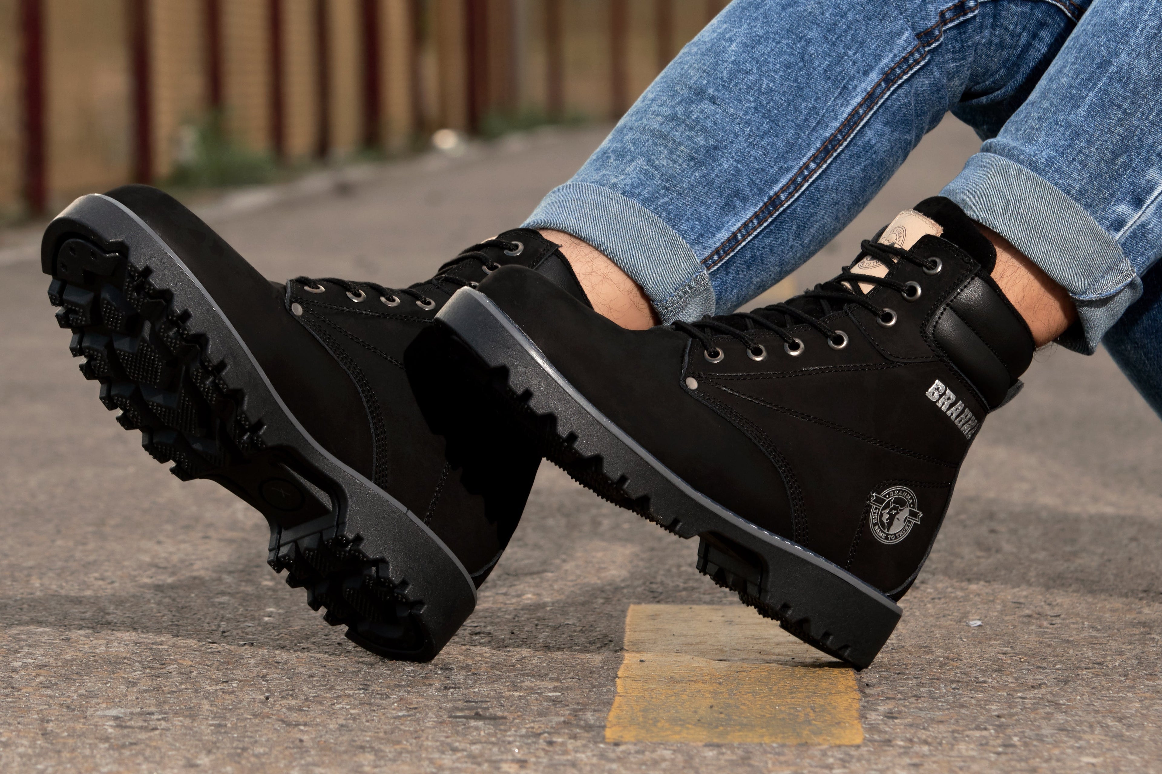 BOTA BRAHMA CLASICA CUERO + CAJA Minha loja